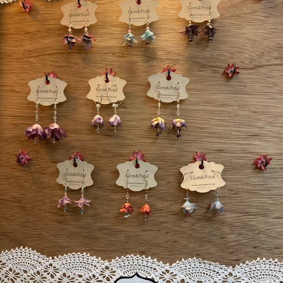 Meet your Posher, Ren - Picture 1 of 1